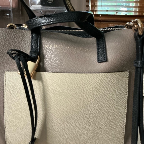 The Marc Jacobs Editor 29 Taupe and Cream Satchel Bag - Picture 8 of 10